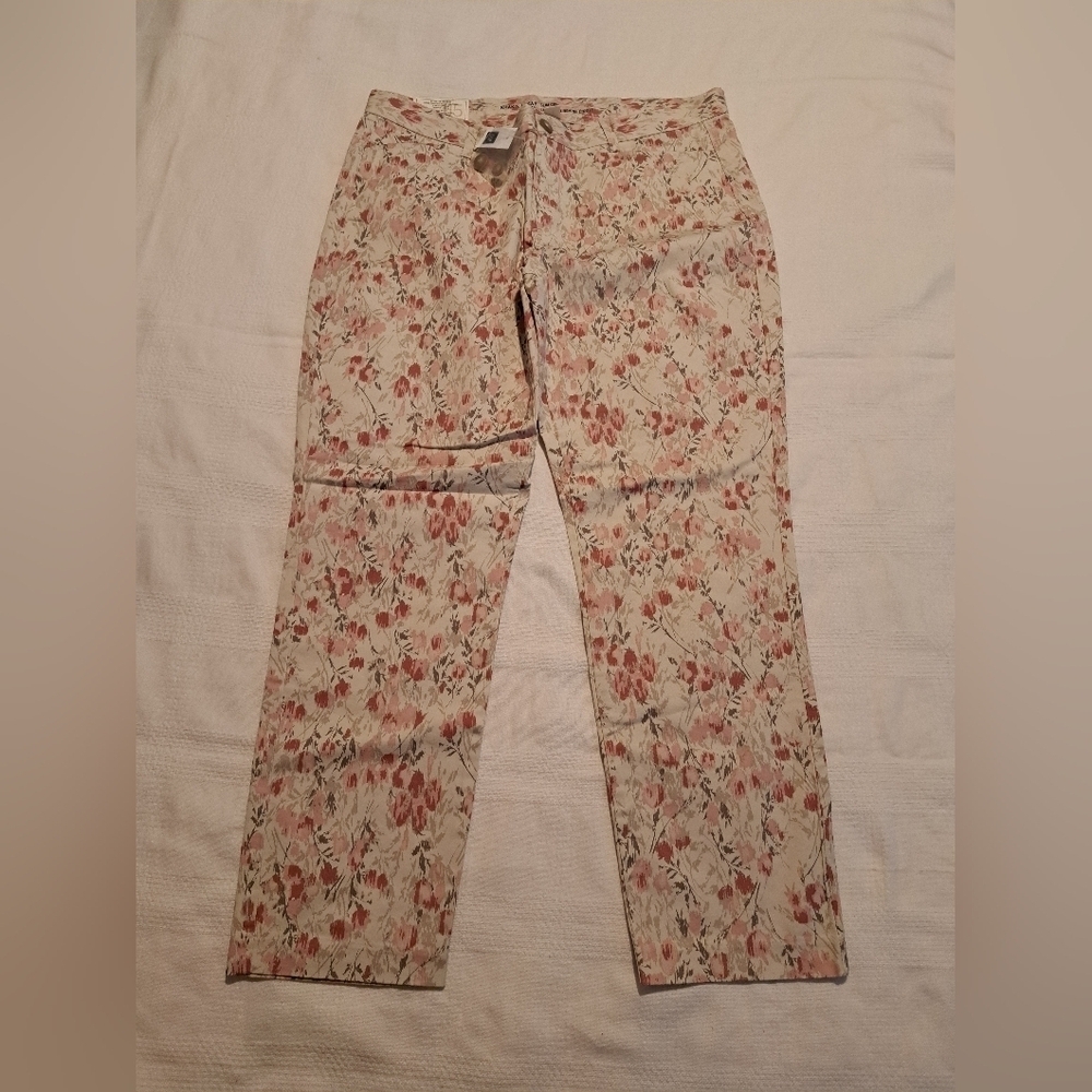 Khakis by Gap women's size 10 Slim City Khaki, Ankle Length, NWT